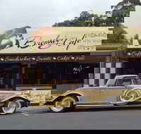 Bromley's On Main - C Tourism