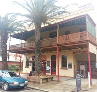 Royal Hotel Dunolly - C Tourism