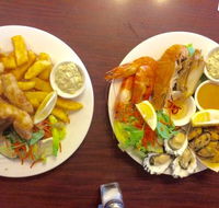 The Mallacoota Hotel Motel Family Bistro - C Tourism