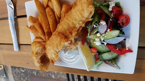 Yackandandah Hotel Restaurant - C Tourism 0