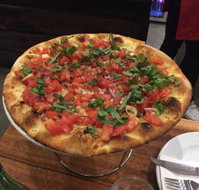 Fratelli's Wood Fired Pizza - C Tourism