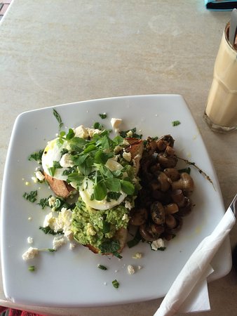 GG's Cafe Dulwich - C Tourism 0
