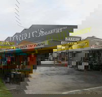 Cafe Ryan's Bakery - C Tourism