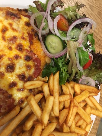 Blaxland Tavern Bistro - C Tourism 0