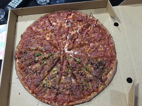 Forbes Pizza House - C Tourism 0