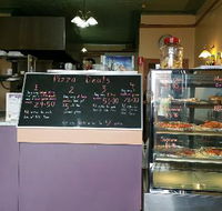 Mal's Pizza Bite - C Tourism