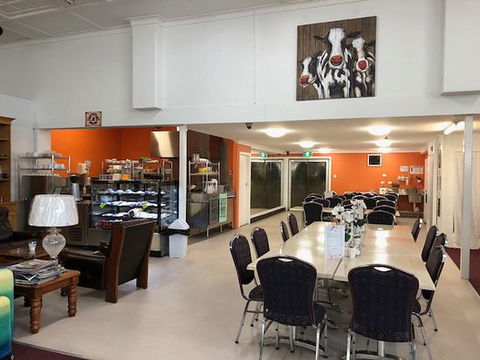 Nana's Homewares And Antiques - C Tourism 0