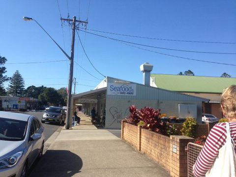Urunga Seafood & Takeaway - C Tourism 0