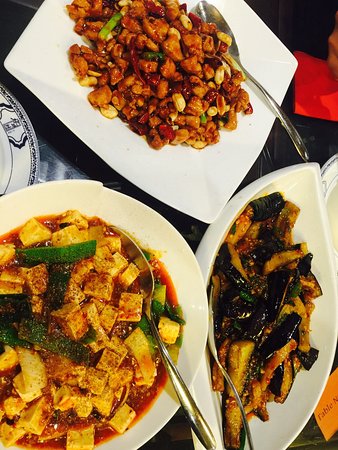 Red Chilli Sichuan - C Tourism 0