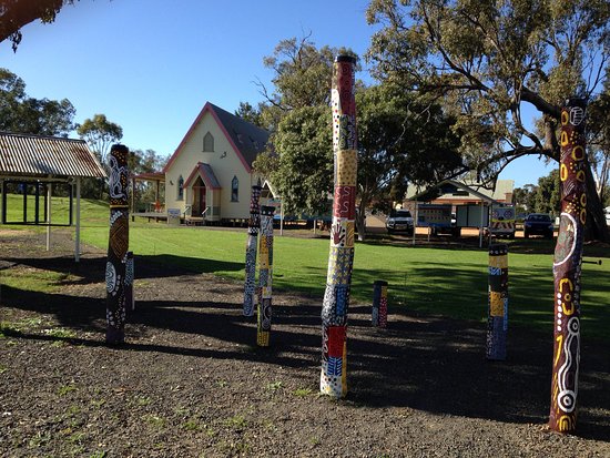 Eenaweena NSW C Tourism