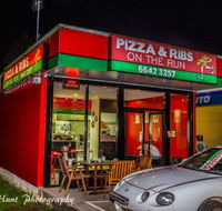 Pizza And Ribs On The Run - C Tourism
