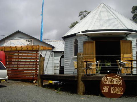 Salty Dog Seafood Cafe - C Tourism 0