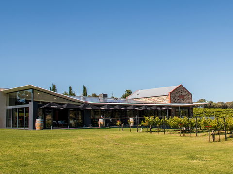 Angove McLaren Vale - C Tourism 0