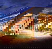 Fowles Wine - C Tourism