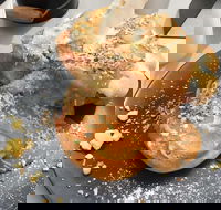 Syd  Phyllis - C Tourism