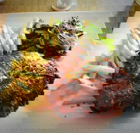 Silvers Bar and Grill - C Tourism