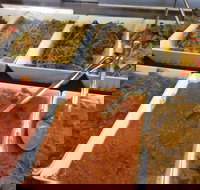 Houlihans - C Tourism