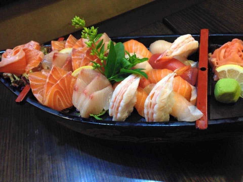 Kinjo Japanese Restaurant And Sushi Bar - C Tourism 0