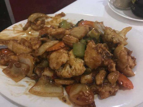 Ming Dynasty Chinese Restaurant - C Tourism 0