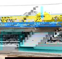 Smith's Seafood - C Tourism