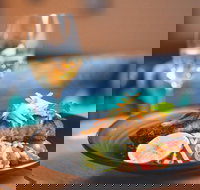 Low  Lofty's - C Tourism