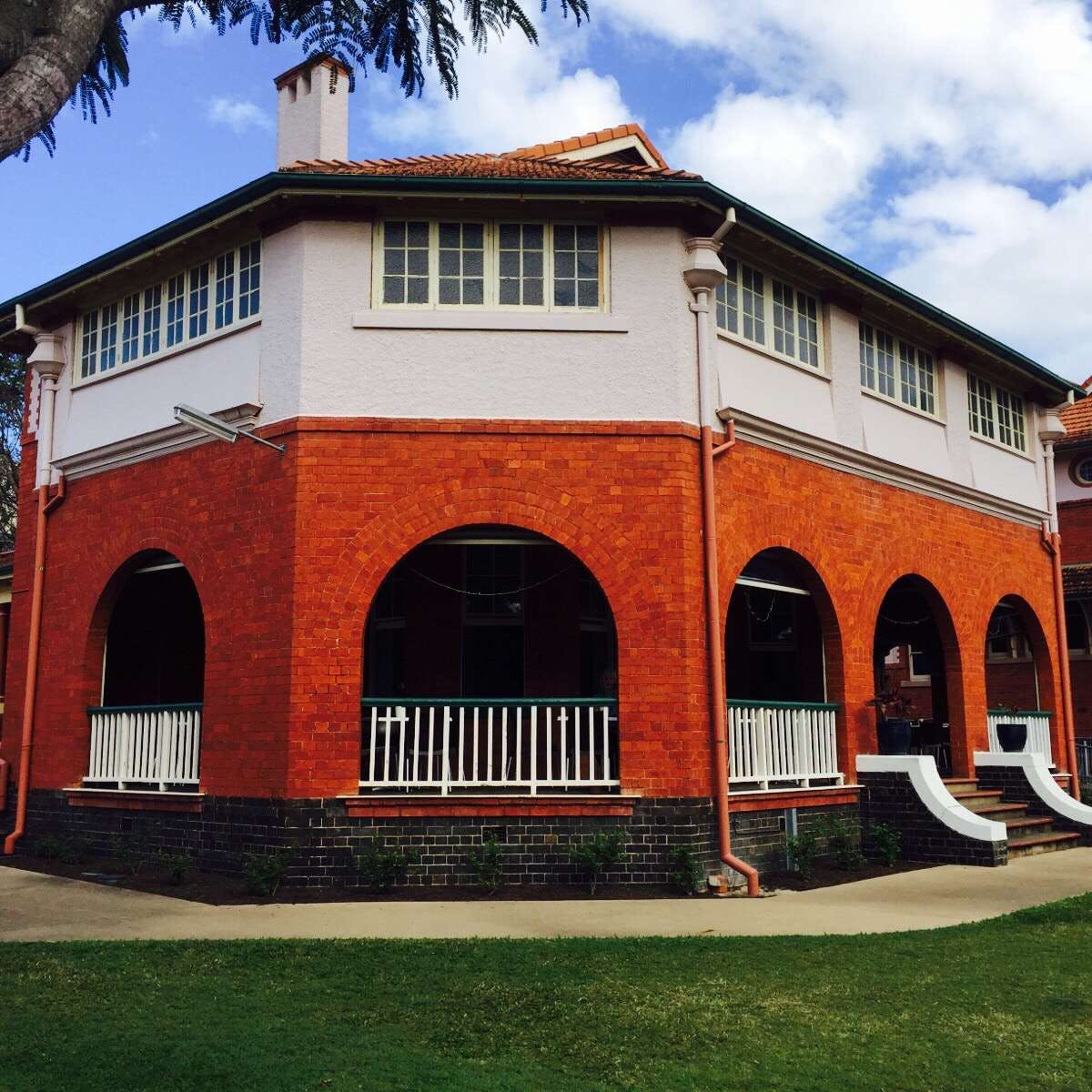 Aldershot QLD C Tourism