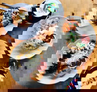 Piggy Back Cafe - C Tourism