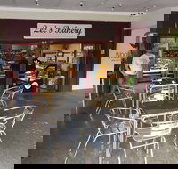 Lee's Bakery - C Tourism