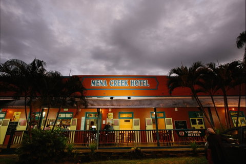 Mena Creek Hotel - C Tourism 0