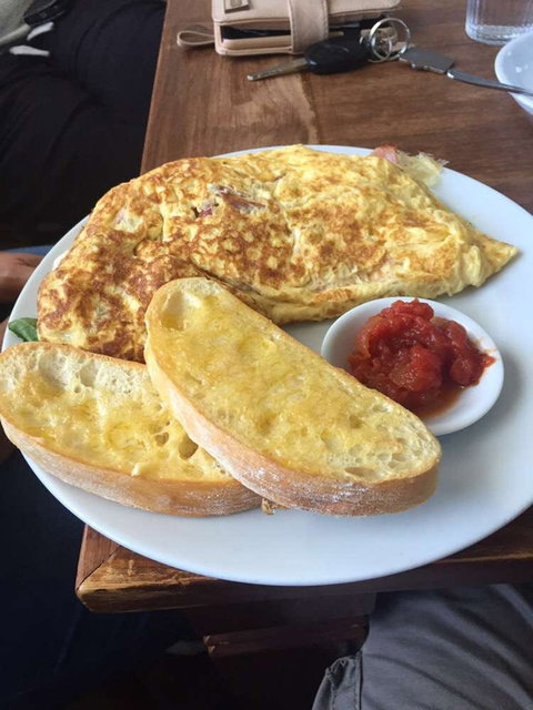 Vancouver Cafè & Store - C Tourism 0