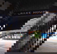 Ionsky's Bake House - C Tourism