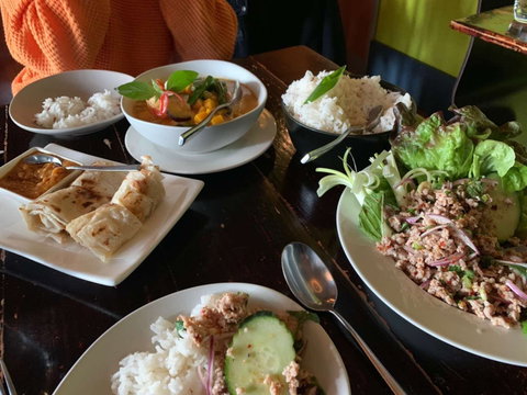 Trinitas Thai - C Tourism 0
