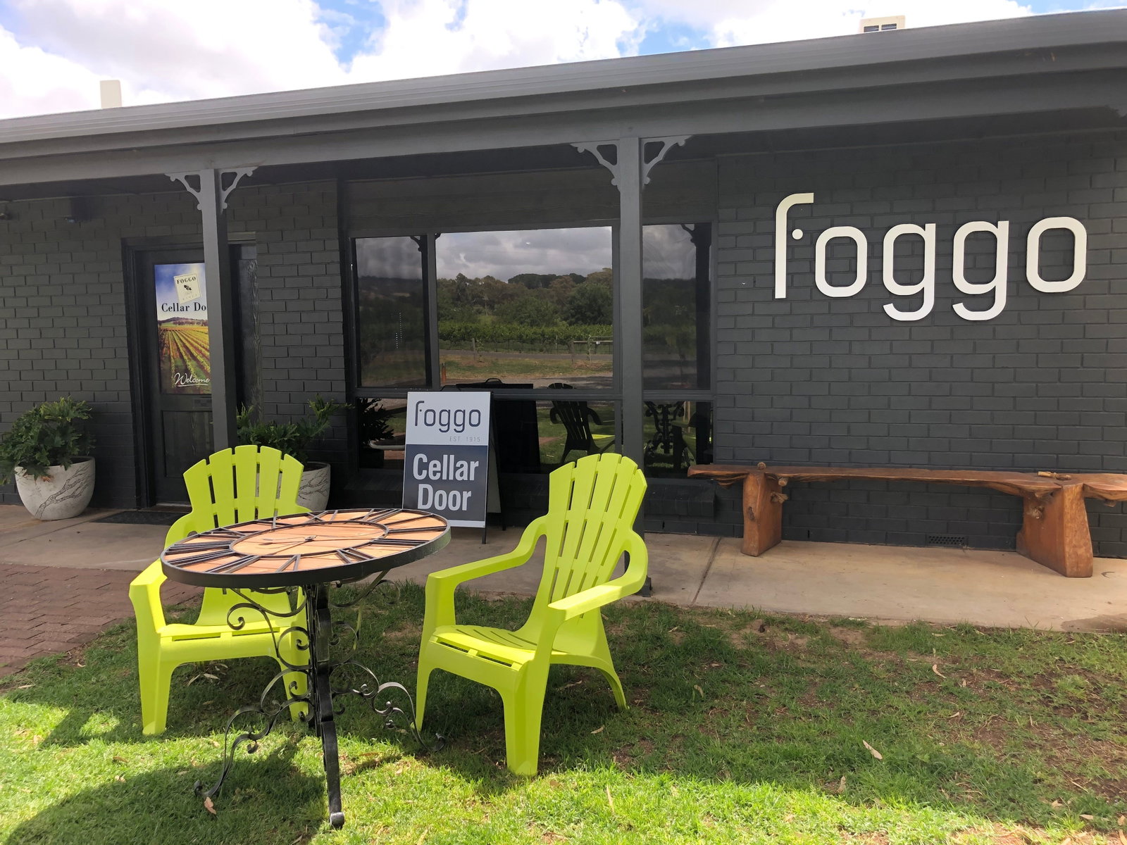 Blewitt Springs SA C Tourism