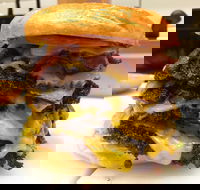 St. Burgs - Caroline Springs - C Tourism