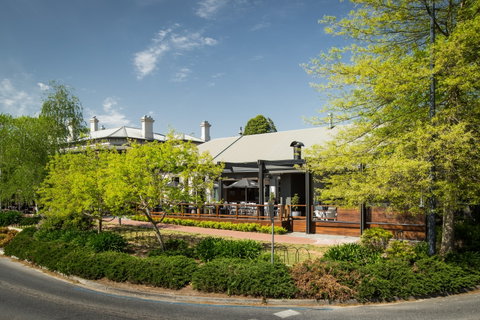 The Stirling Hotel - C Tourism 0