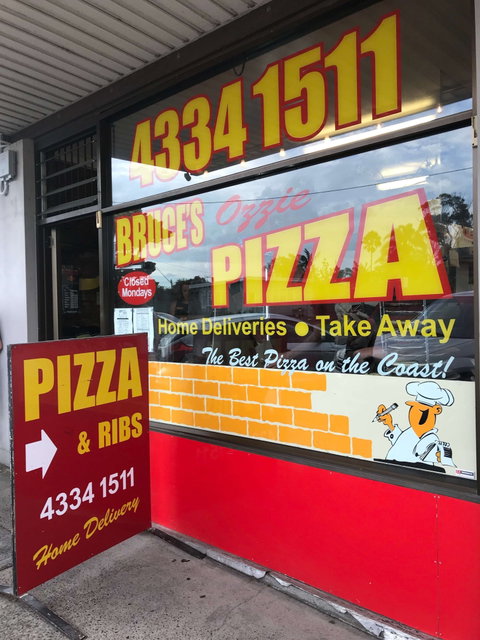 Bruce’s Ozzie Pizza - C Tourism 0
