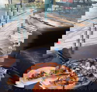 Little Caesars - Sorrento - C Tourism