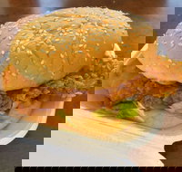 Ollies Chicken - Melton - C Tourism