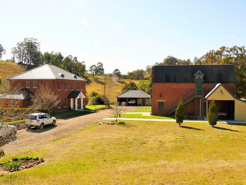 Tugwood Winery - C Tourism 0