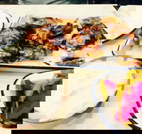 Don Louie's - C Tourism