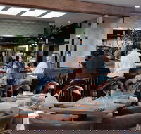 Saddles Mt White - C Tourism