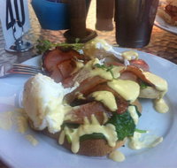 Cafe on Coopers - C Tourism