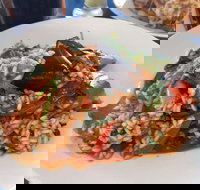 Lazy Moe's - Melton - C Tourism