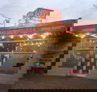 Lakeside Pizza - C Tourism
