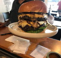 Fokker Burger - C Tourism
