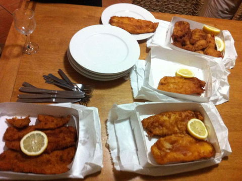 Hot Seafood & Grill Restaurant - C Tourism 0