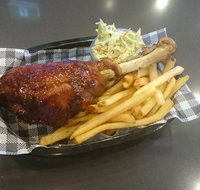 Twelve Boar - Cleveland - C Tourism