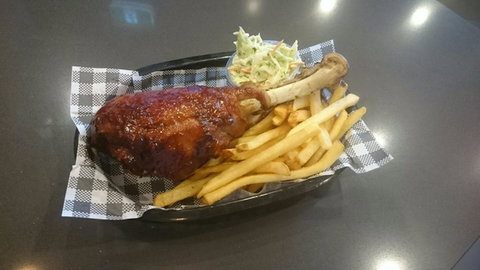 Twelve Boar - Cleveland - C Tourism 0