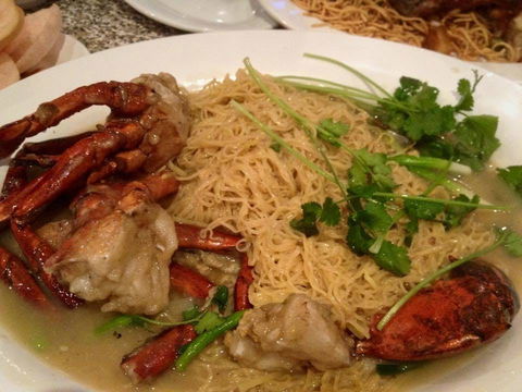 Thien Phu Restaurant - C Tourism 0