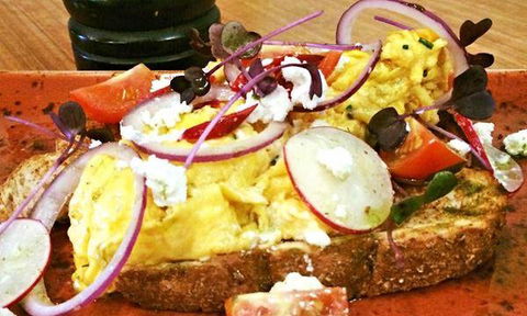 Montania Cafe Bar Restaurant - C Tourism 8